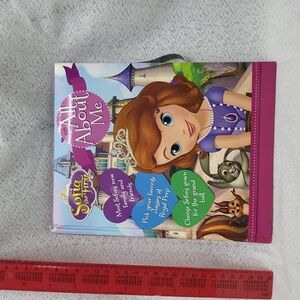 3/$10 / Disney Junior, Sophia all about ME book